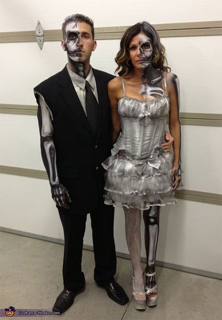 Halloween Skeleton Couple