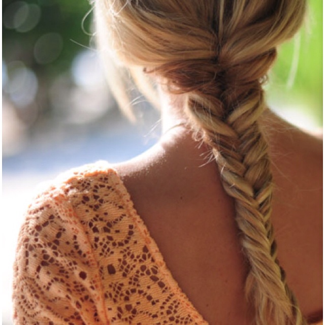How to do a fishtail braid